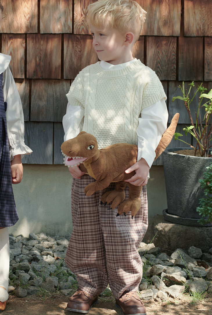 Samansa Mos2 Lagom 2025 Winter Holiday Party Table