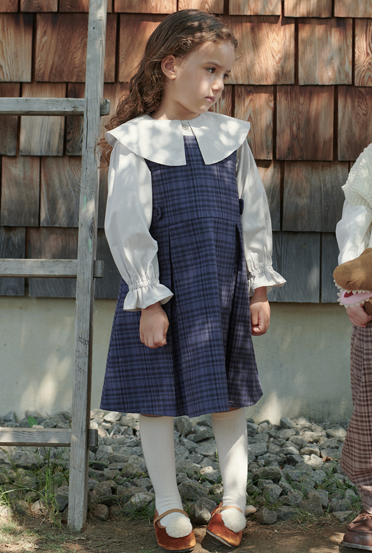 Samansa Mos2 Lagom 2025 Winter Holiday Party Table