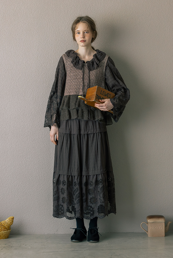 TSUHARU 2026 écru×brown collection